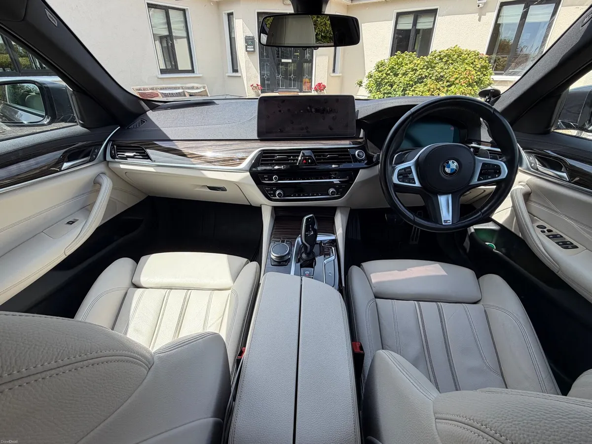 BMW 520d M SPORT PRO - Image 4