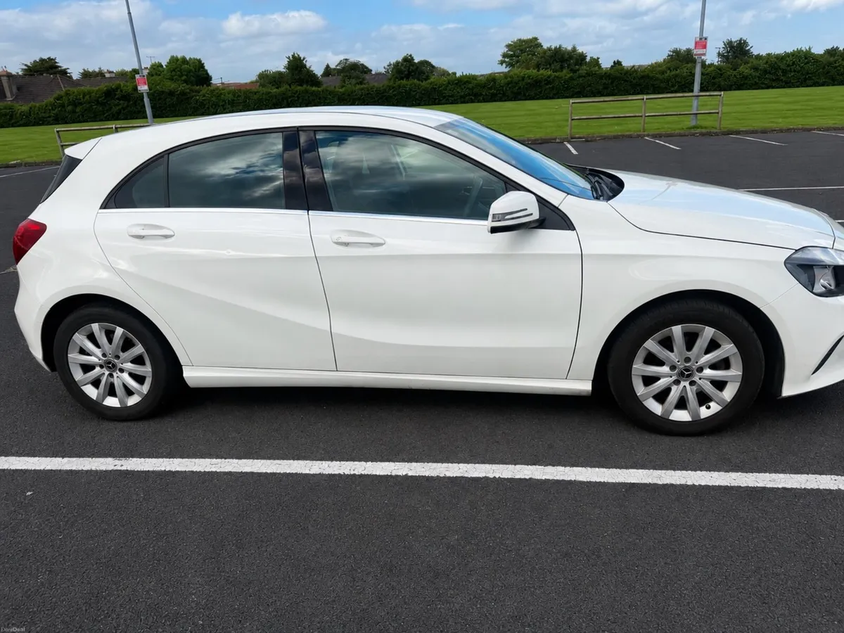 Mercedes-Benz A-Class 2017 - Image 3