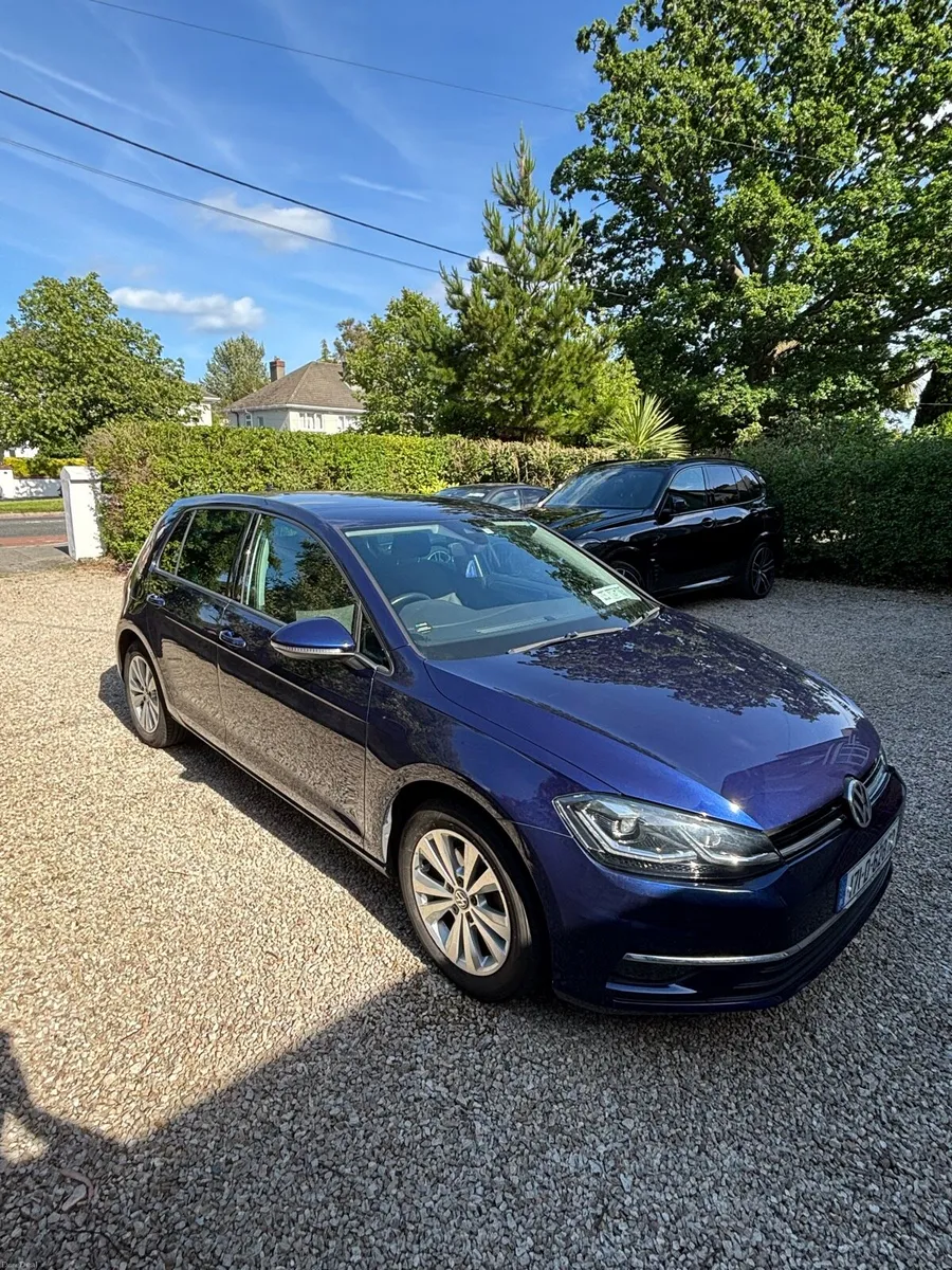 Volkswagen Golf Comfortline 1.2L Petrol Automatic - Image 3