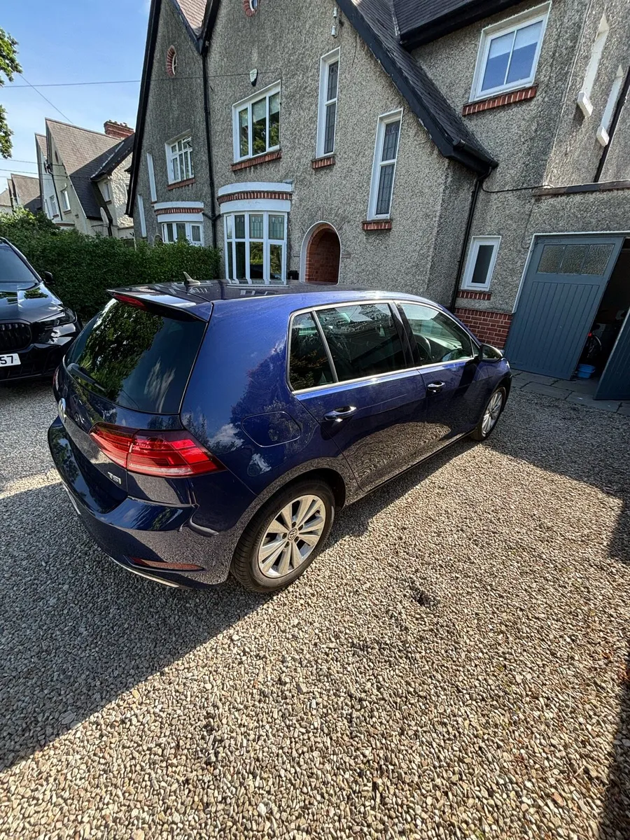 Volkswagen Golf Comfortline 1.2L Petrol Automatic - Image 4