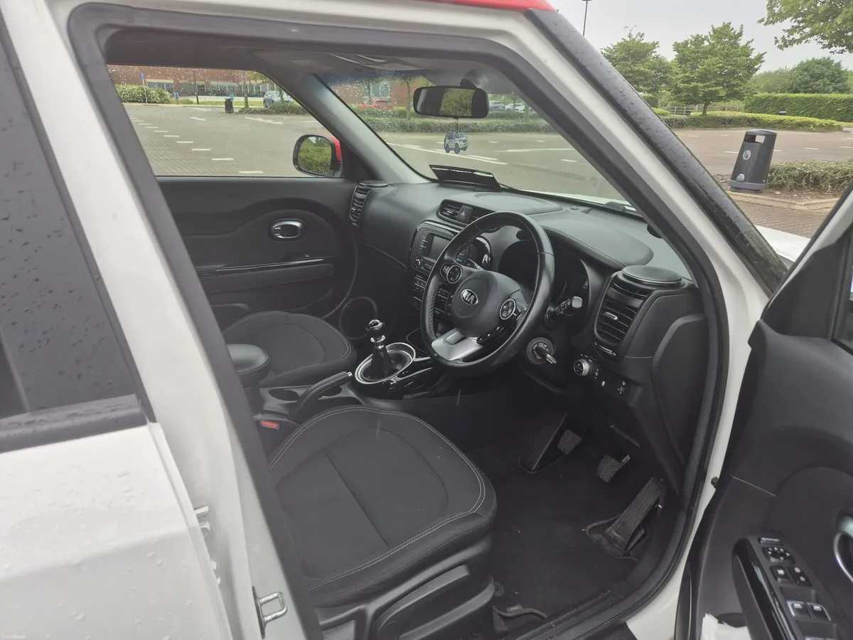KIA SOUL 2017 1.6 Diesel - Image 5