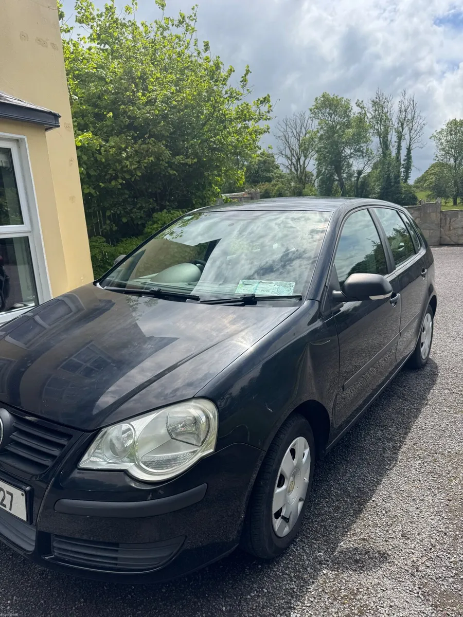 Volkswagen Polo 2009 - Image 2