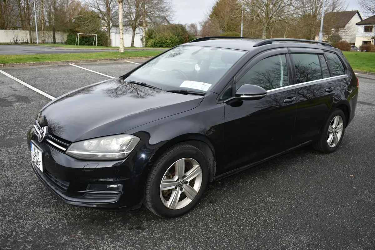 Volkswagen Golf 2015 1.2 Petrol Automatic 87500 km - Image 1