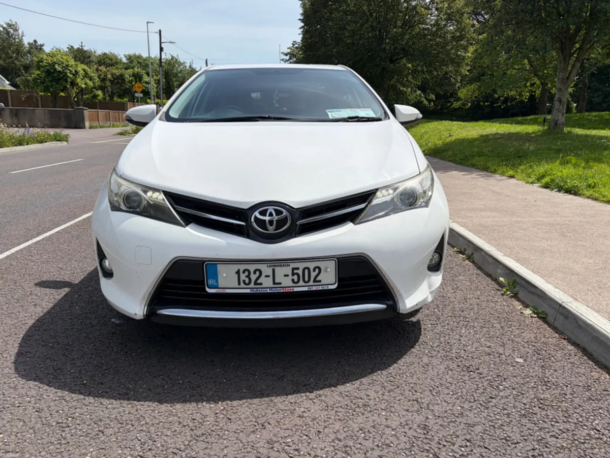 Toyota Auris 1.6 V-MATIC SPORT 132BHP 5DR - Image 3