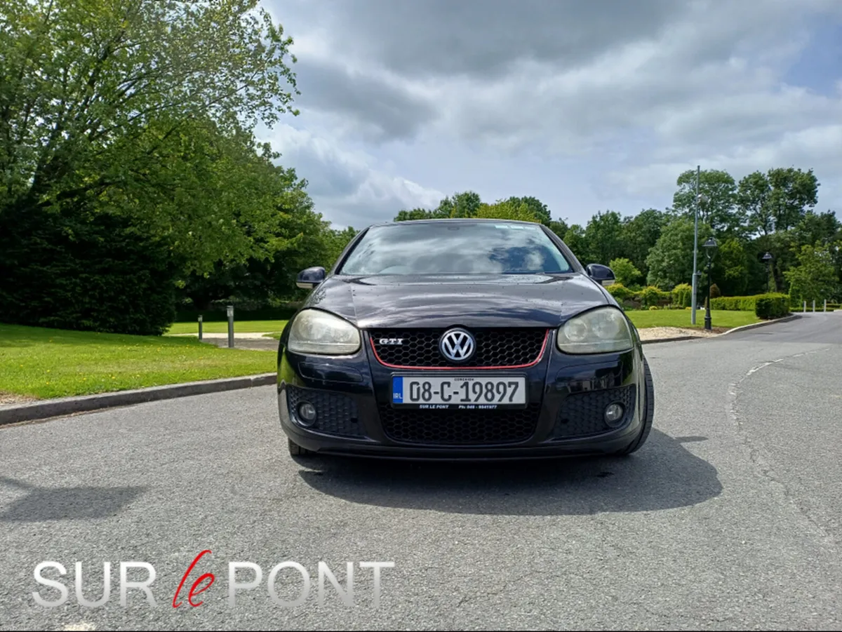 Volkswagen Golf 2.0 GTI DSG 5DR 200BHP - Image 2