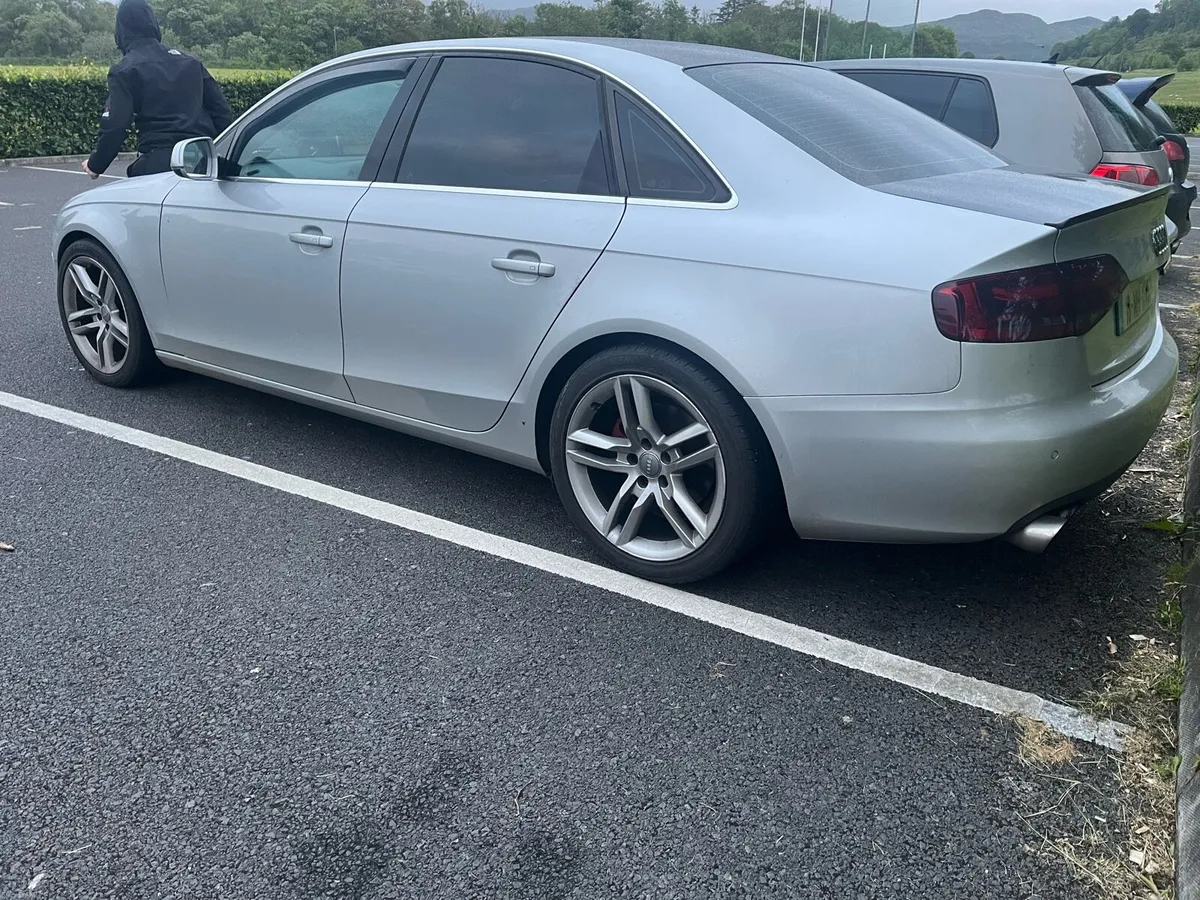 Audi a4 2010 - Image 6