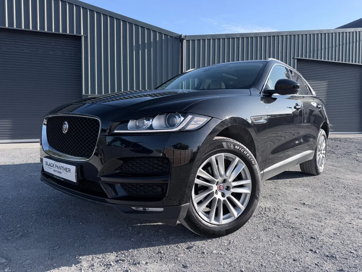 Jaguar F-Pace 171’ Portfolio 4WD AUTO/LOW MILEAGE - Image 2