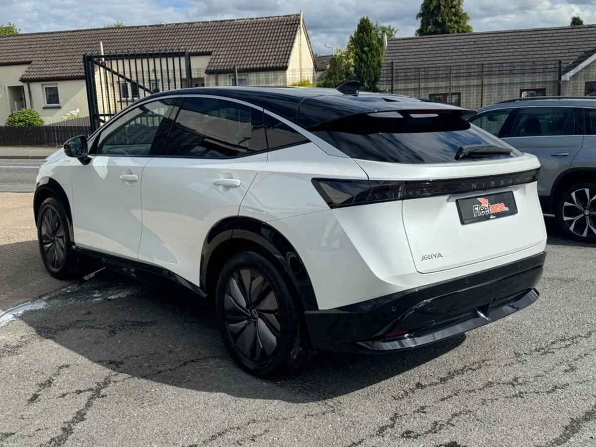 63kWh Advance SUV 5dr Electric Auto 7.4kW Charger - Image 4