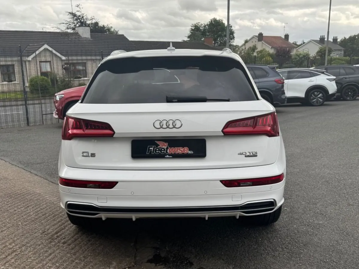 2.0 TDI 40 S line SUV 5dr Diesel S Tronic quattro - Image 5