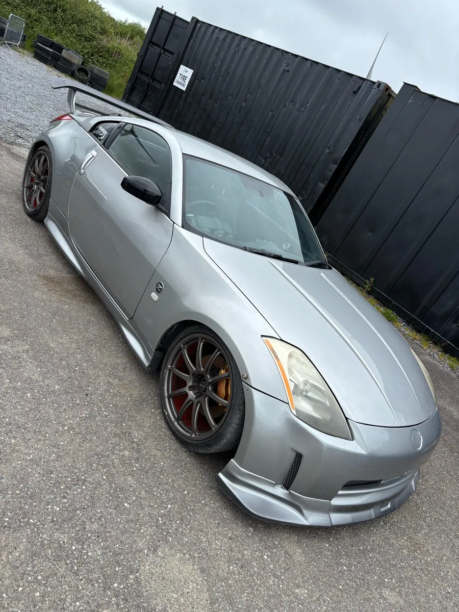 Nissan 350z - Image 2