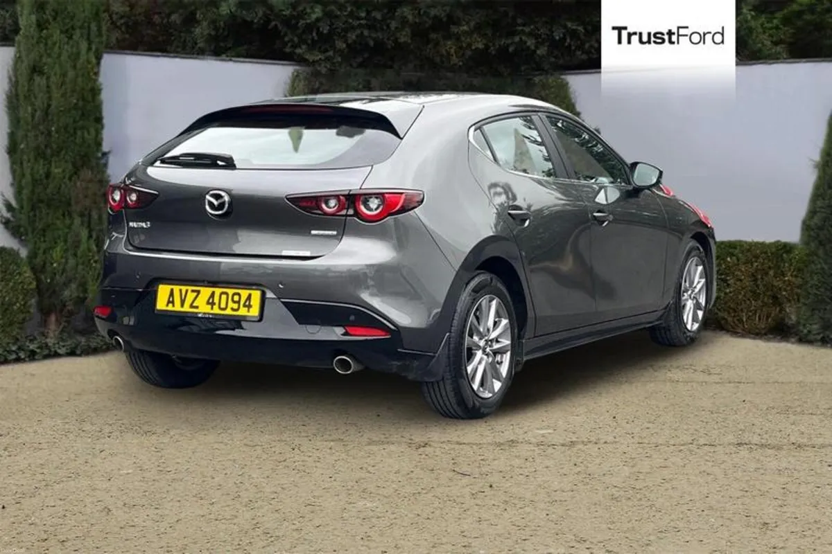 Mazda Mazda3 SE-L Lux - Image 4