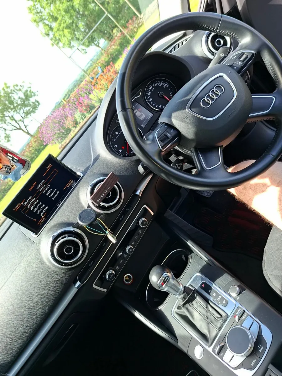 Audi A3 2016 - Image 2