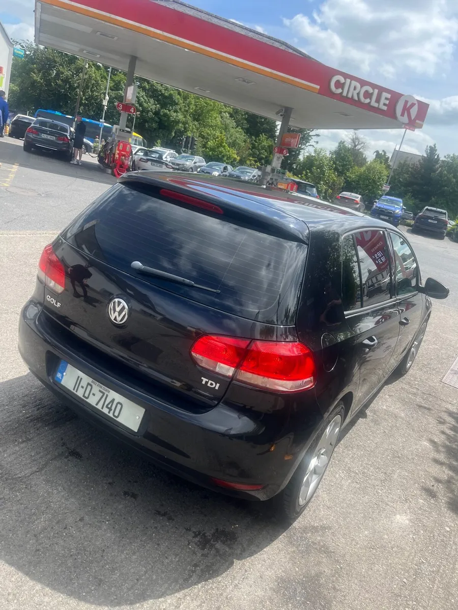 Volkswagen Golf 2011 - Image 3