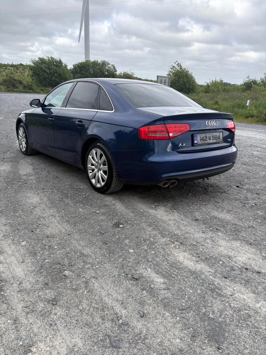 2014 Audi a4 - Image 3