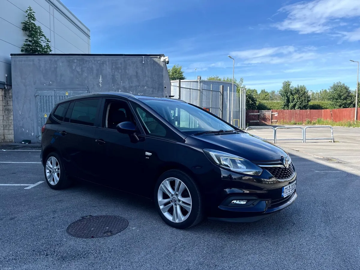 2017 Vauxhall Zafira 1.4 Petrol SRI New NCT 05/27 - Image 1