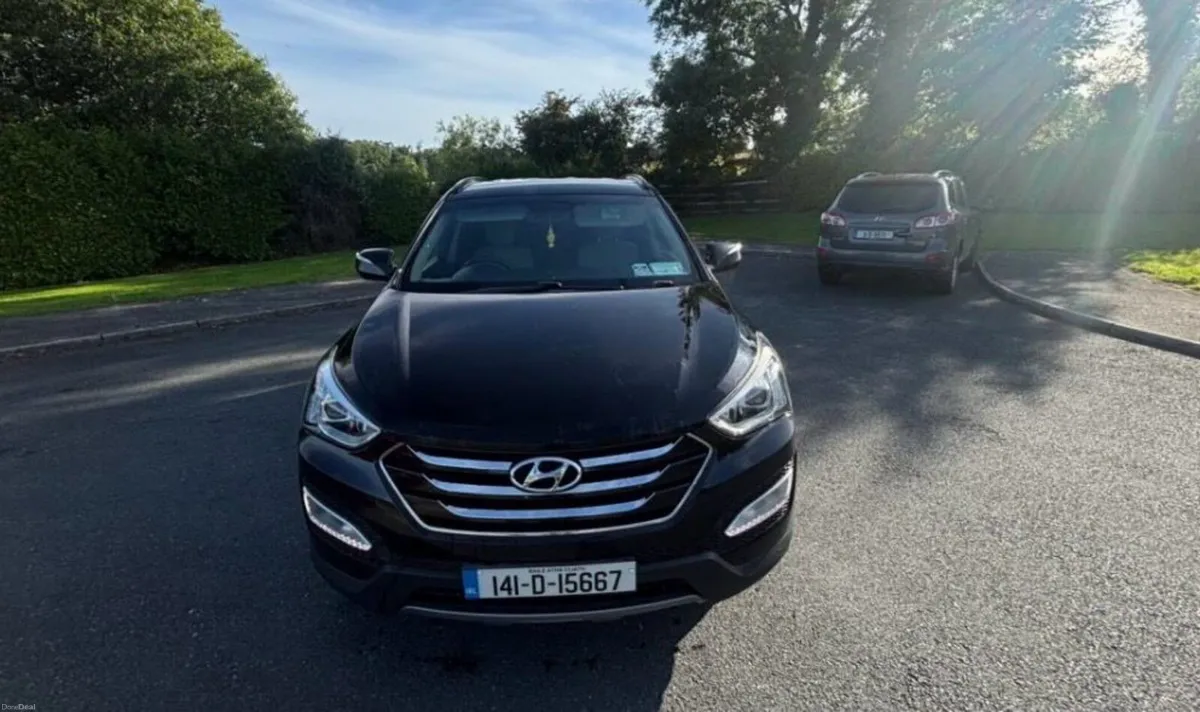 141 hyundai santa fe 4WD - Image 1