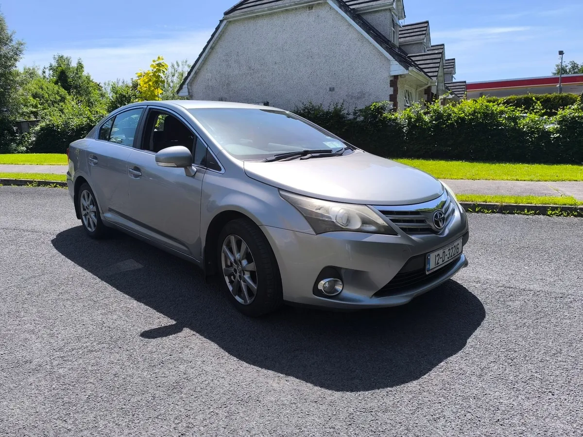 Toyota Avensis 2012 - Image 4