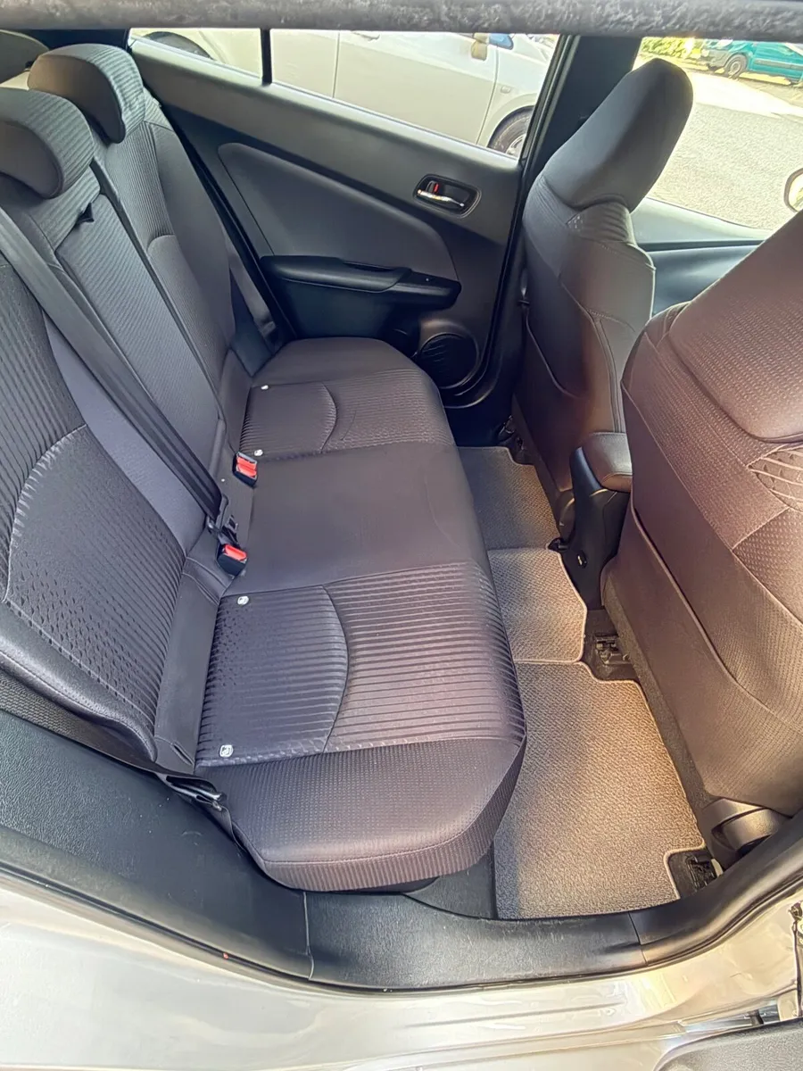Toyota Prius 1.8L Hybrid – Excellent Condition - Image 2