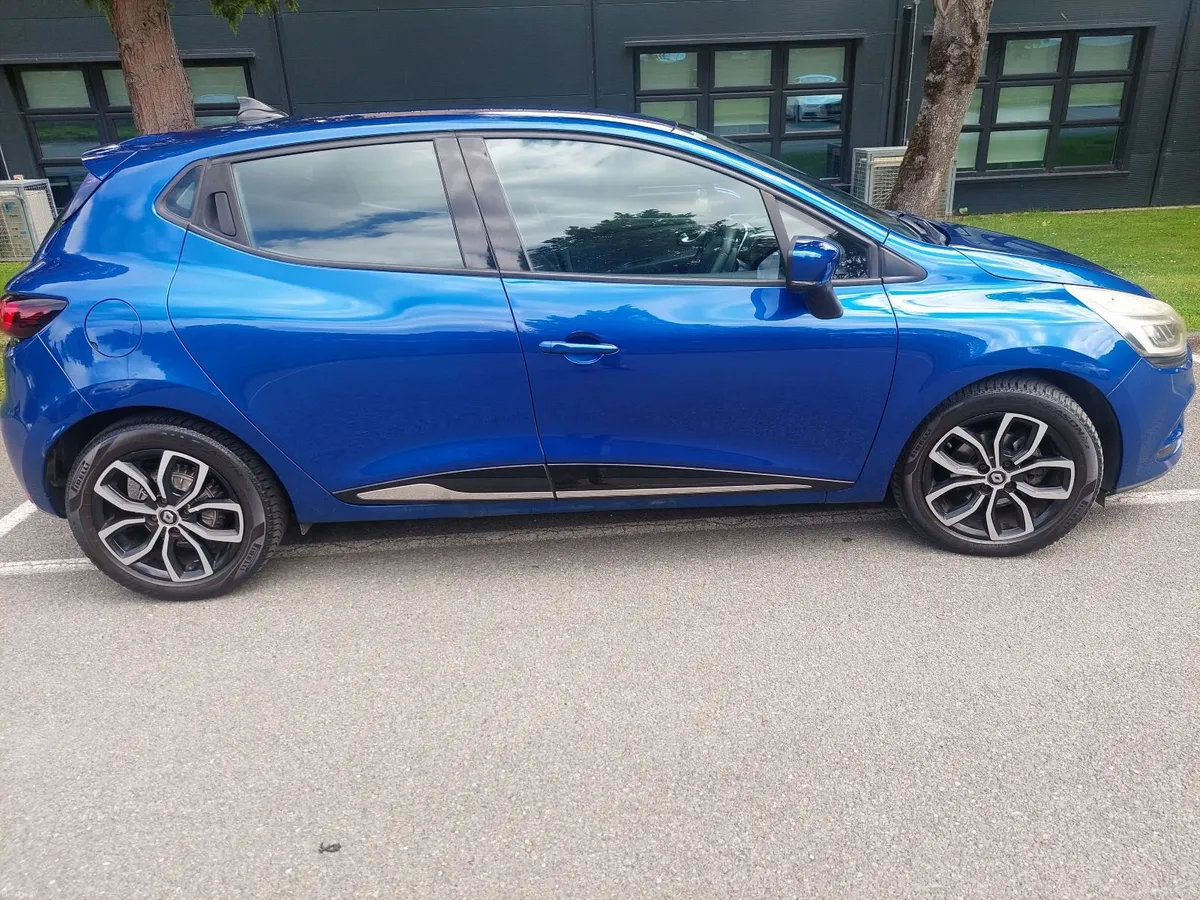 2017 Clio -Auto –Low Mileage– 2 year NCT-Like New - Image 1