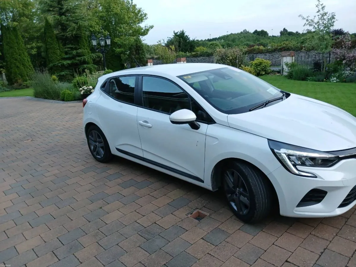 Renault  Clio.  1.0 L - Image 6