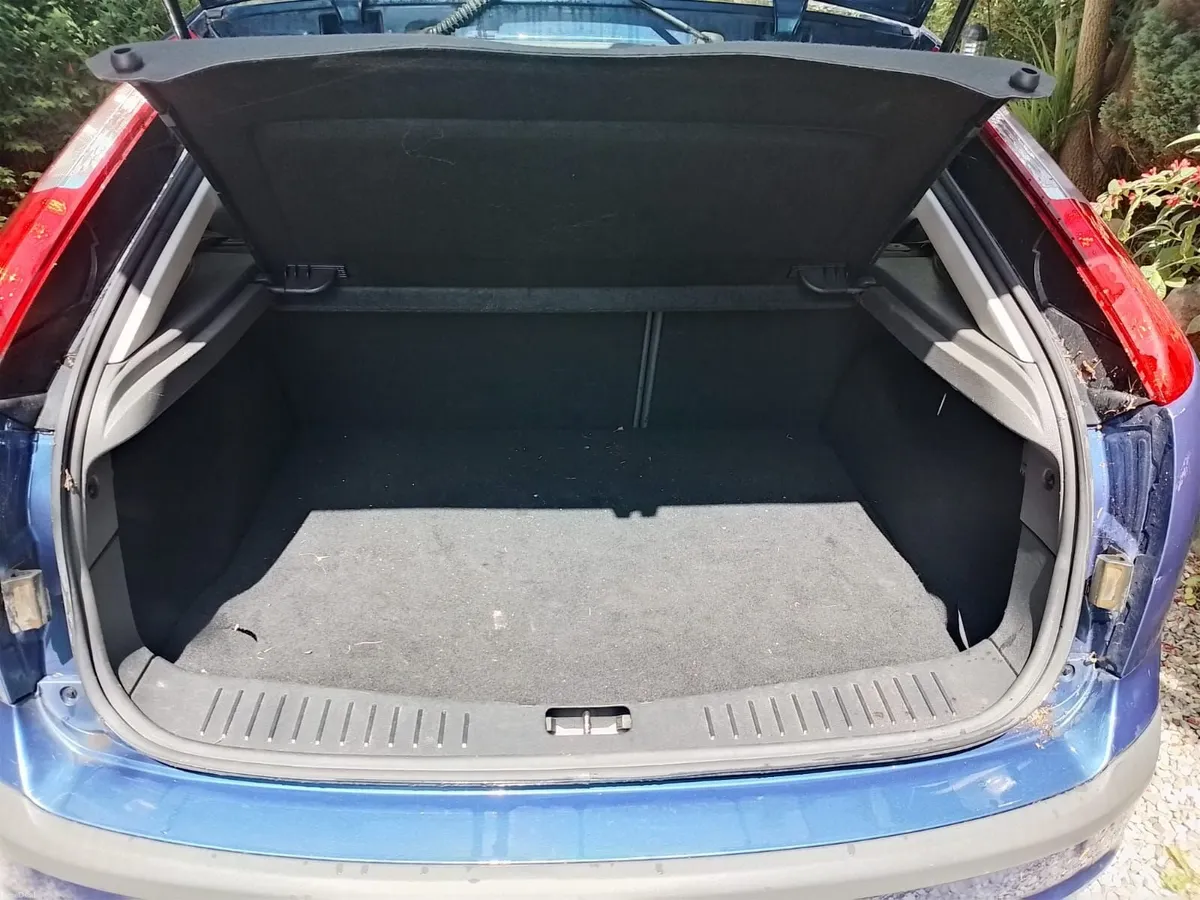 Ford Focus 2007 - Image 2