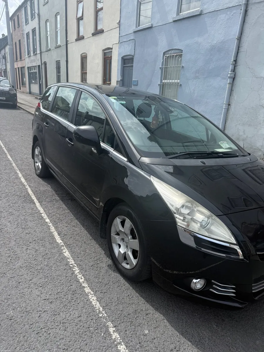 Peugeot 5008 2010 - Image 4