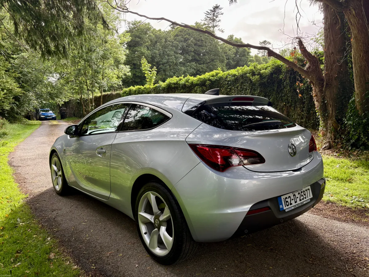 162 Vauxhall Astra GTC 1.6L, NCT to November 2026! - Image 2