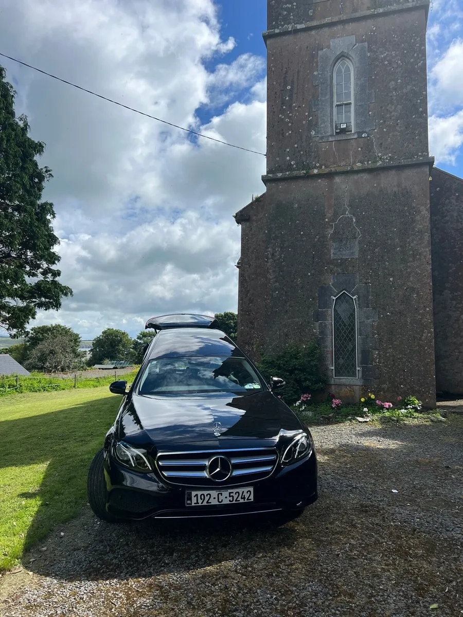 Mercedes Hearse - Image 6