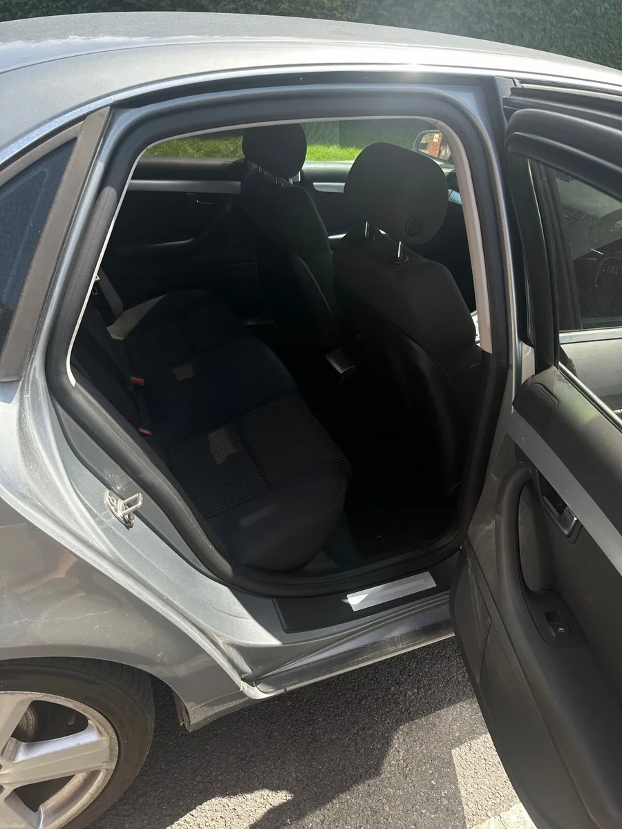 Audi A4 ,s-line automatic 2008 - Image 4