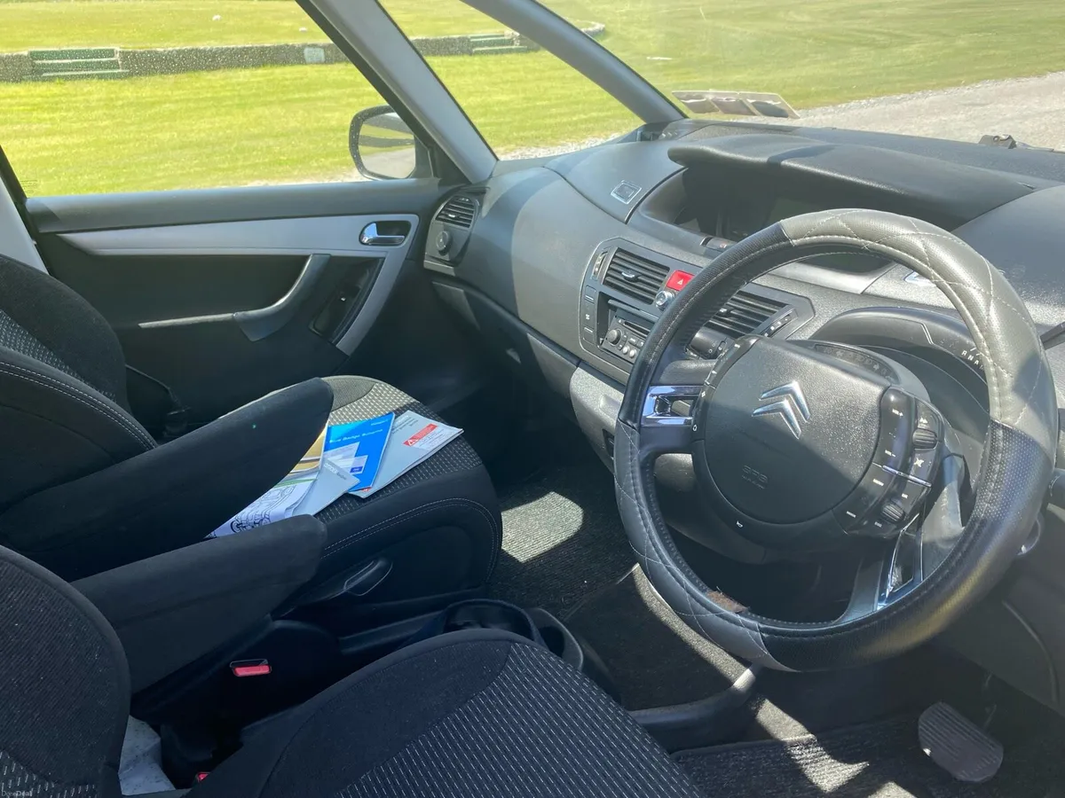 08 Citroen C4 Picasso 1.6 HDI Automatic - Image 2
