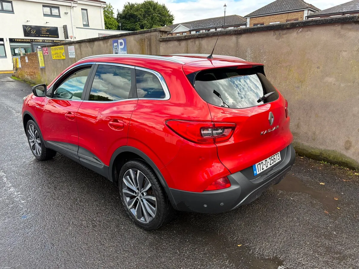 2017 (172) Renault kadjar Bose edition - Image 4