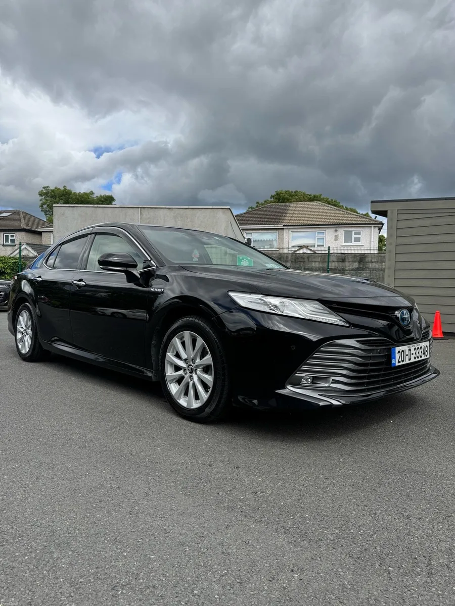 2020 Toyota Camry Hybrid - Low Kms - Image 3
