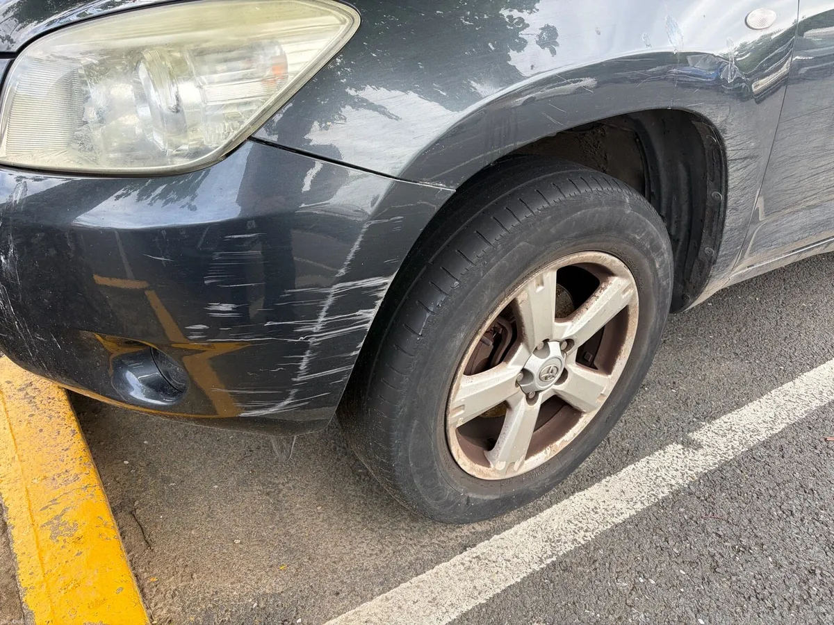 Toyota RAV4 - Image 4