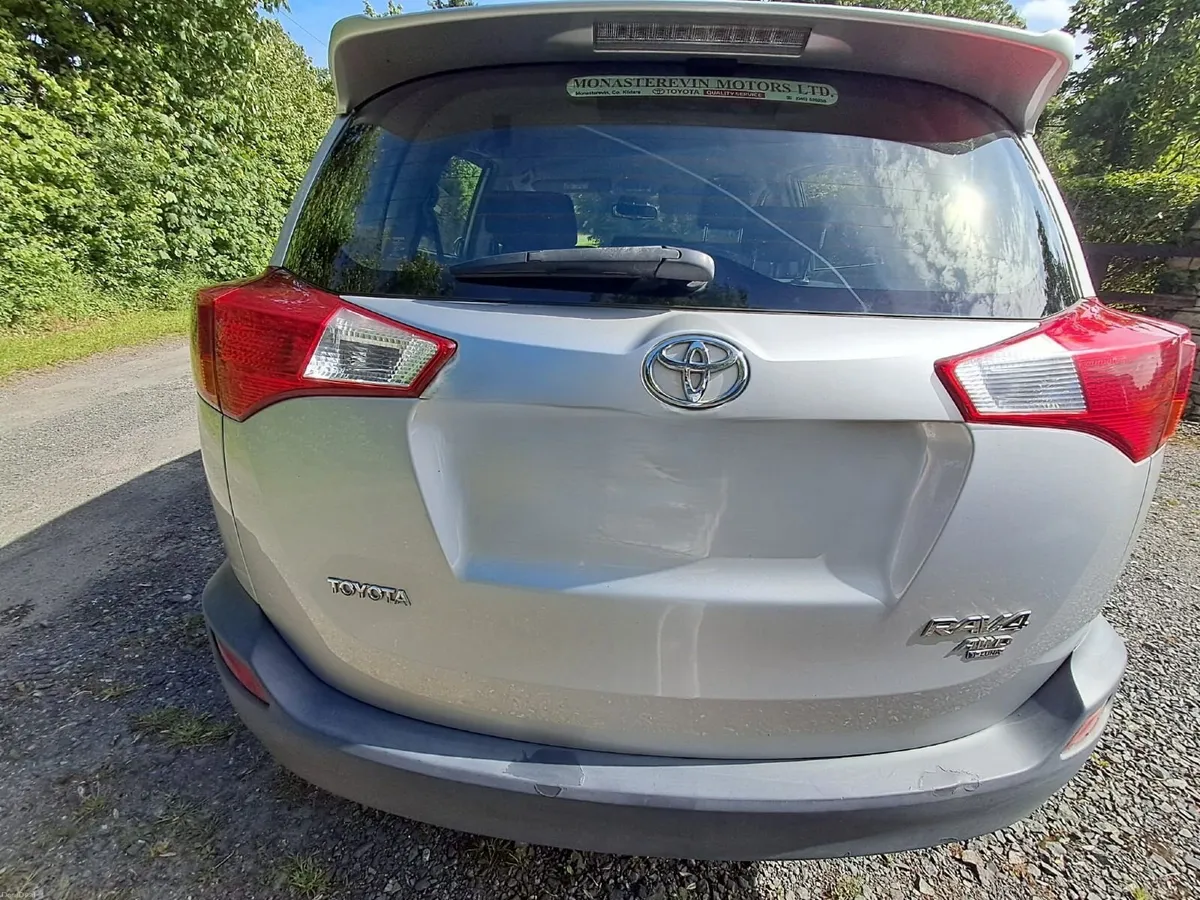 2015 Toyota RAV42.0L Diesel Manual SUV - €12,000 - Image 4