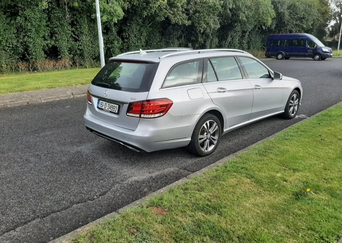 2015 mercedes benz E250 cdi nct 7 seats - Image 3