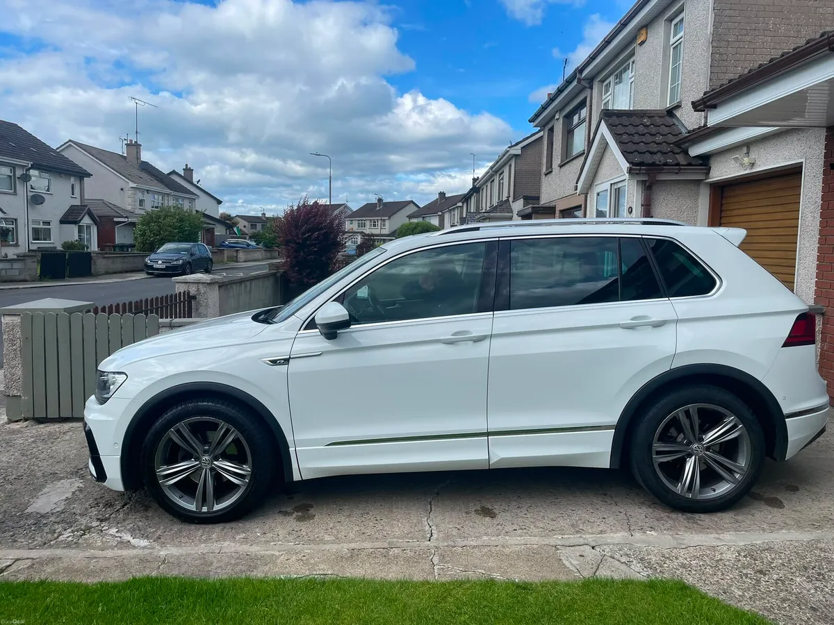 Volkswagen Tiguan - Image 3
