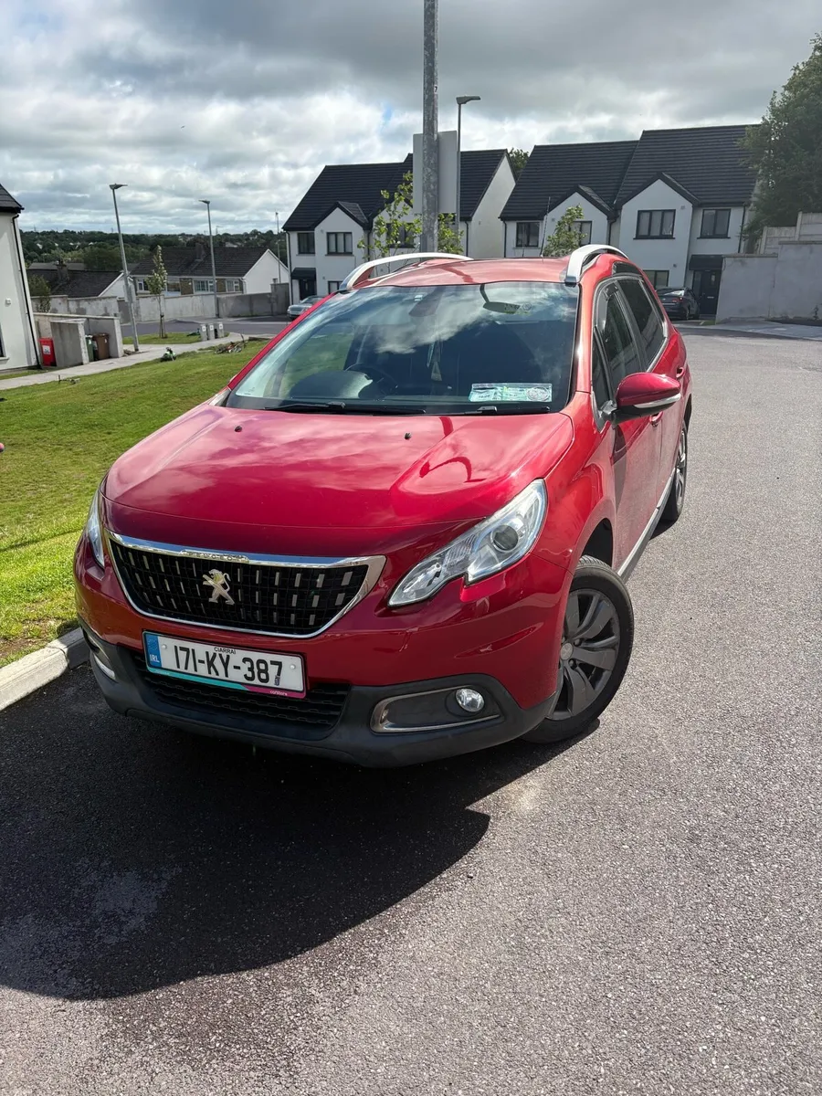 2017 car tested and taxed - Image 1