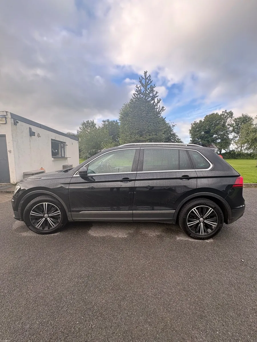 Volkswagen Tiguan 2018 - Image 1