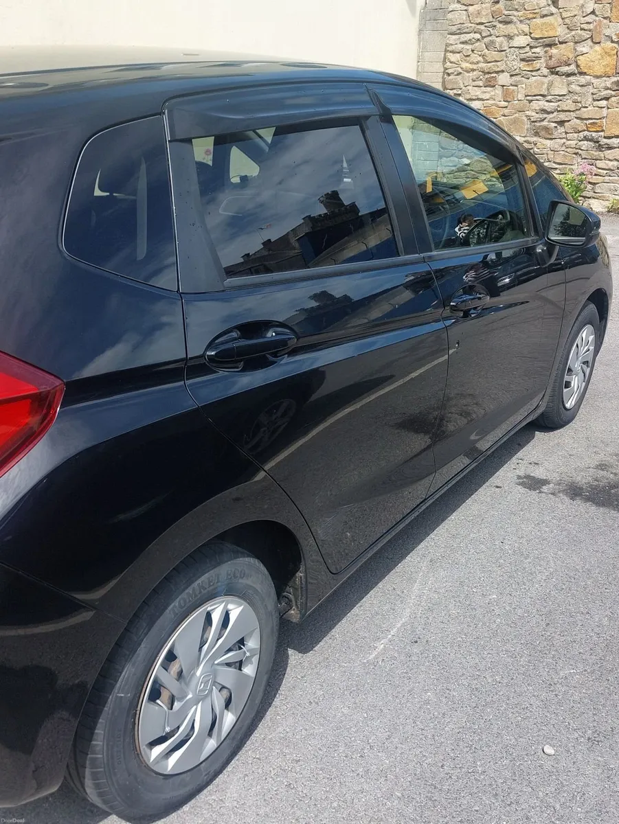 Honda Fit 2015 - Image 4