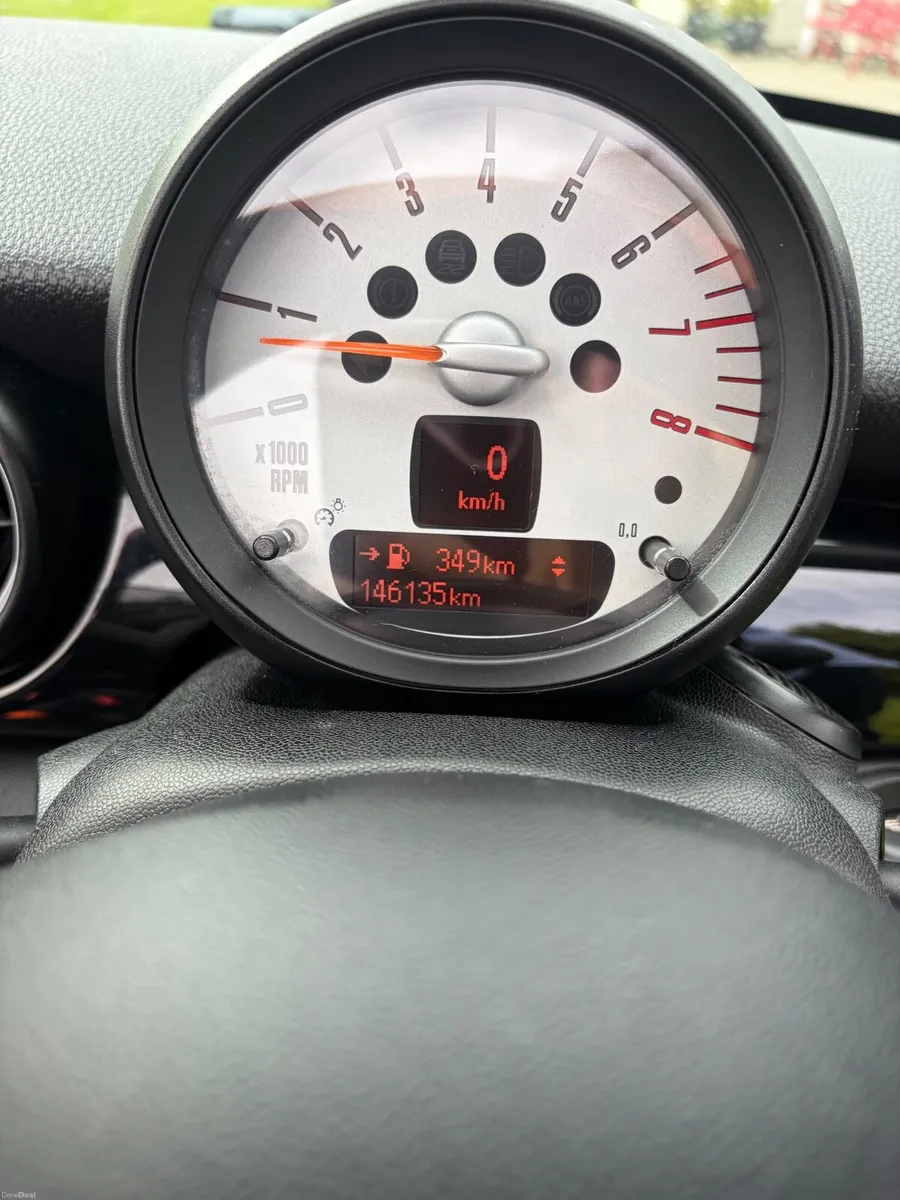 Mini Cooper 1.6 - Image 2
