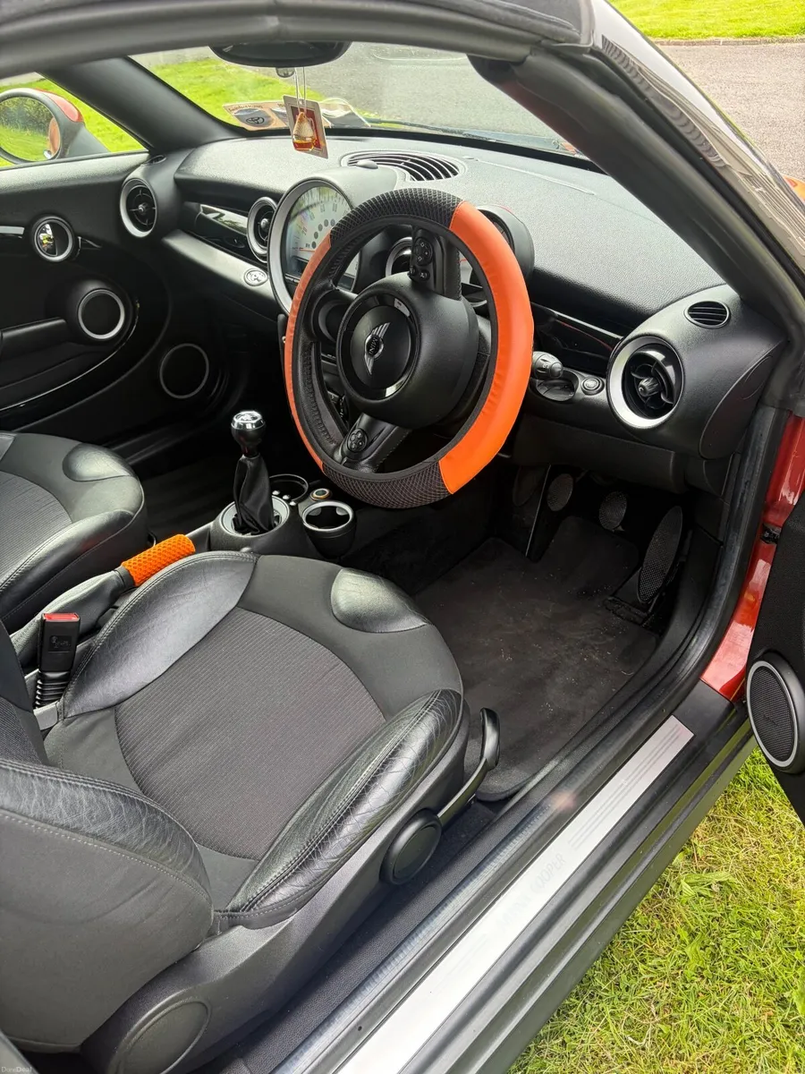 Mini Cooper 1.6 - Image 4