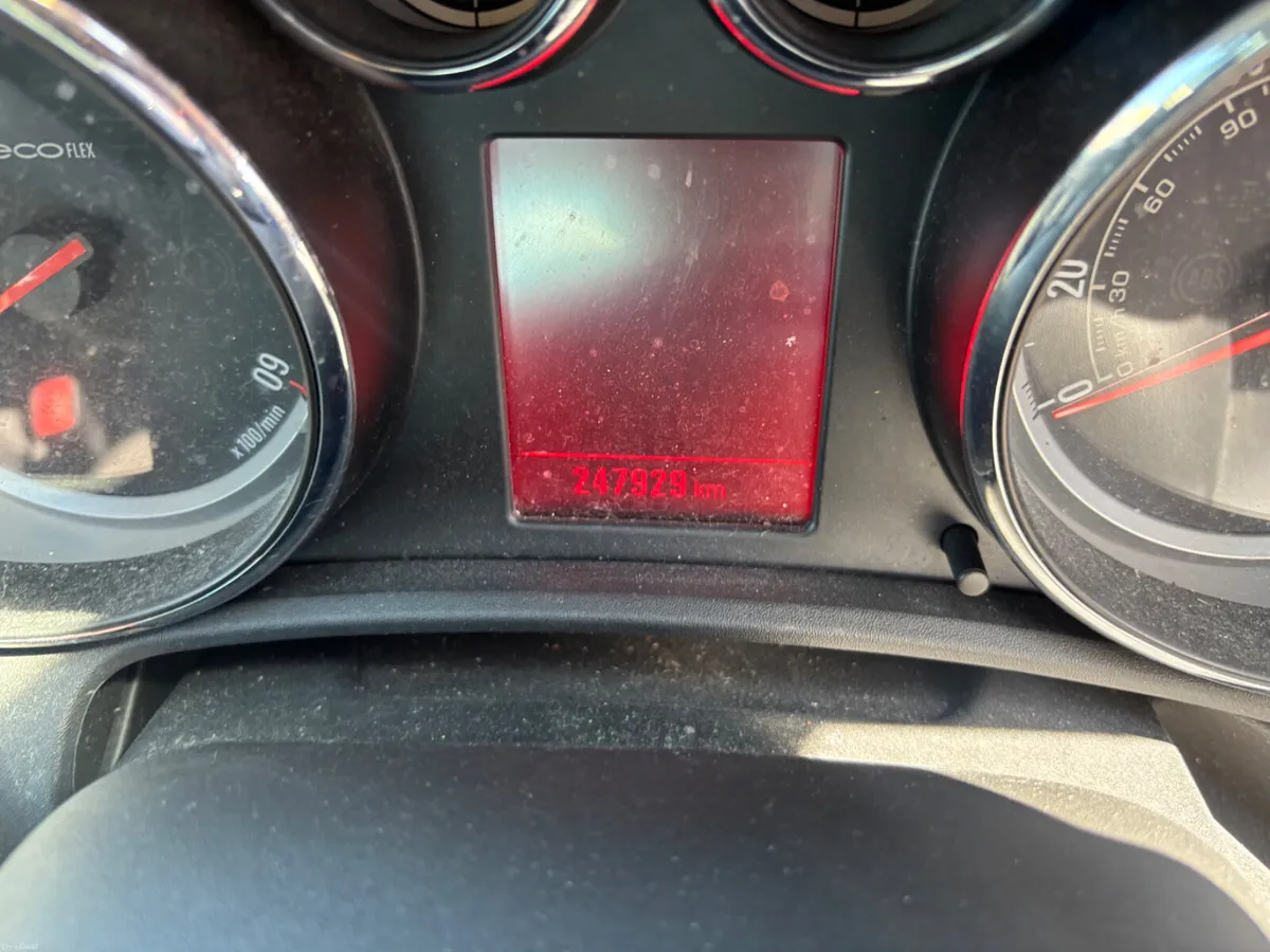 Vauxhall Astra 2013 1.7 Diesel New NCT - Image 6