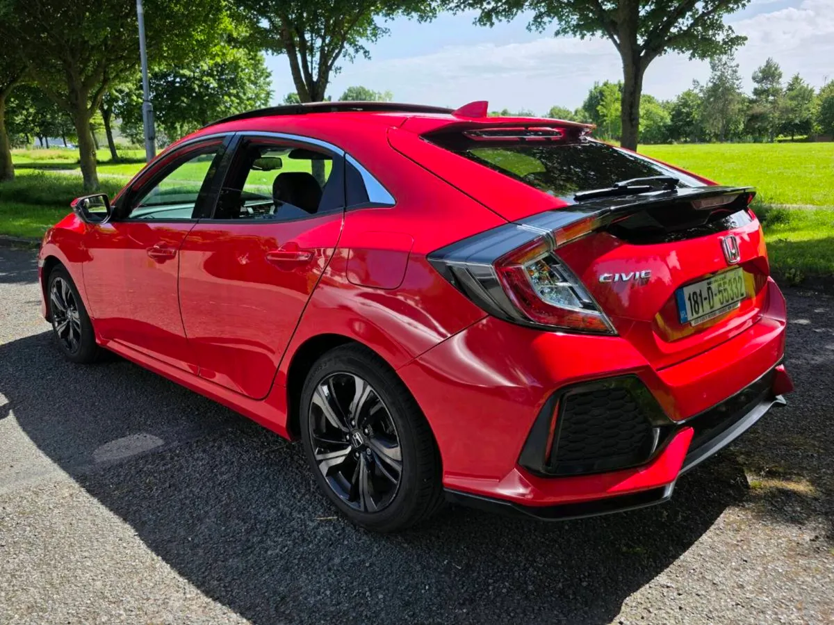 2018 Honda Civic Exec - Image 3