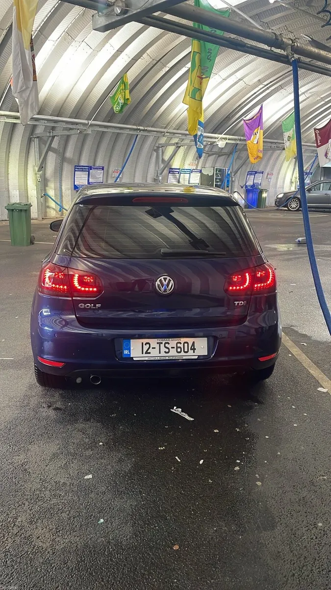 Volkswagen Golf 2012 1.6 TDI - Image 4