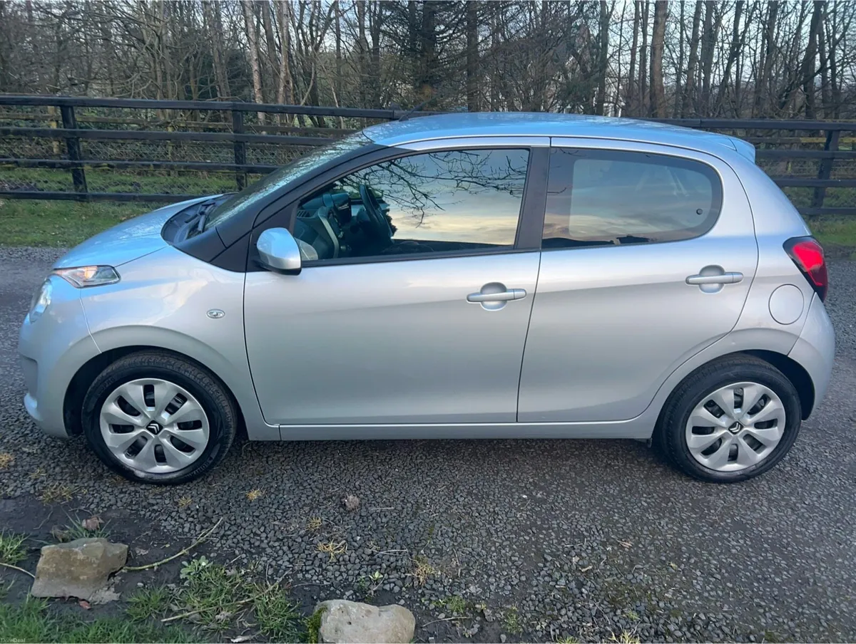 Car - Image 5