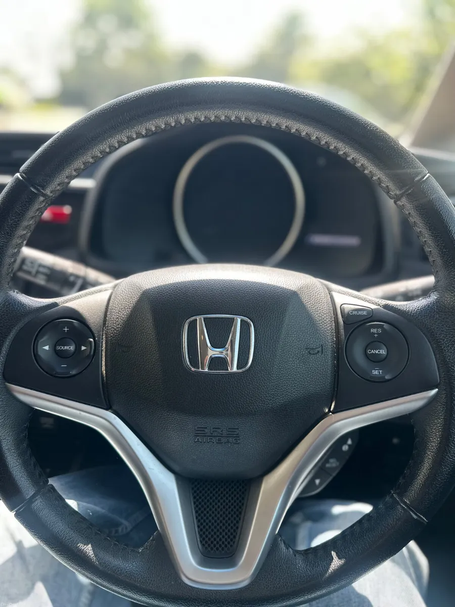 2017 Honda Fit 1.5 Hybrid – Full Option - Image 3