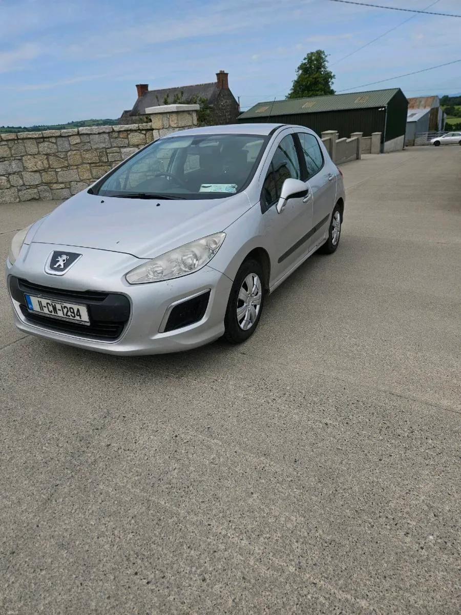 2011 peugeot 308 diesel nct 5/27 tax 8/26 - Image 2