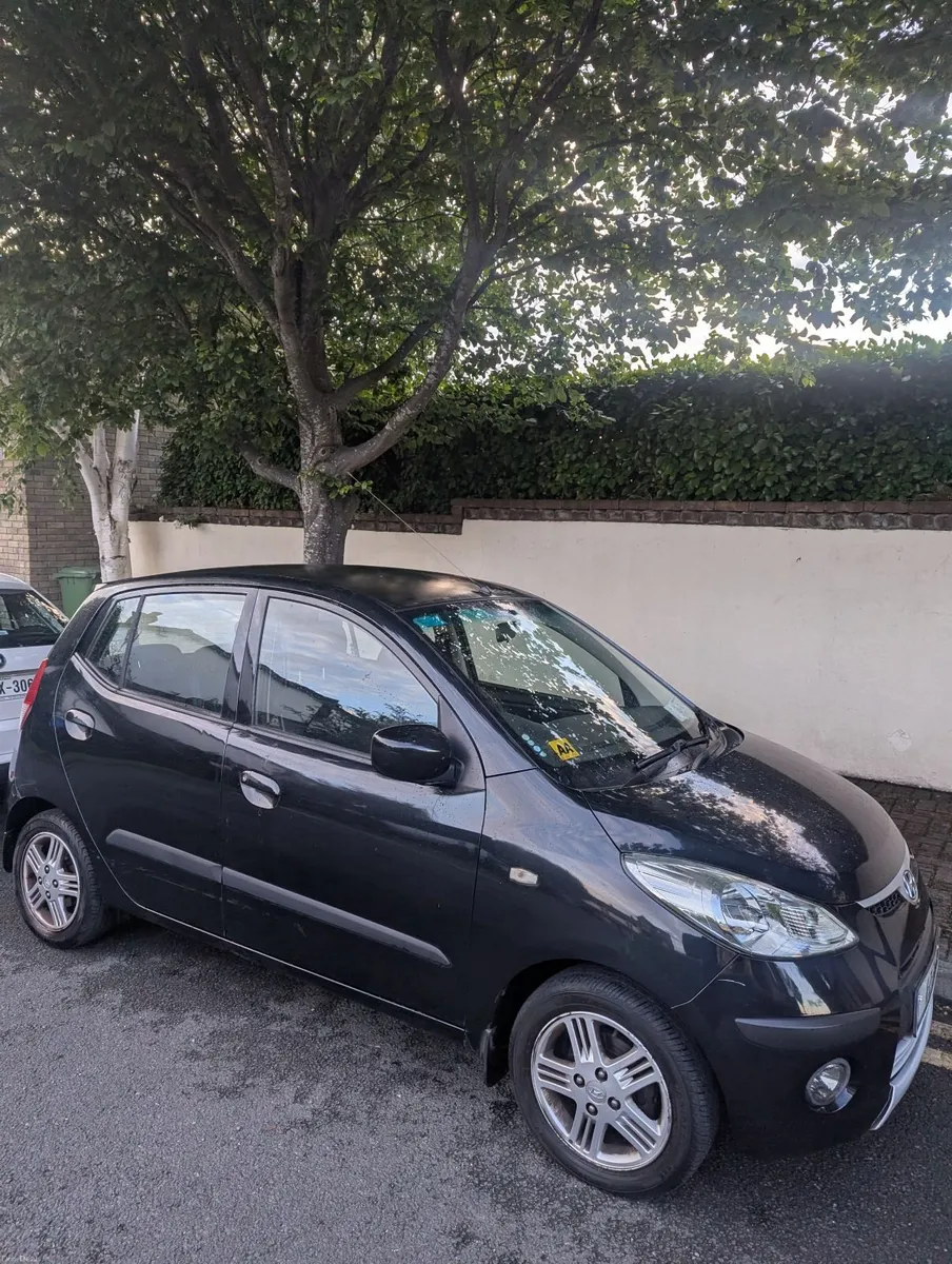Hyundai i10 2011 - Image 1