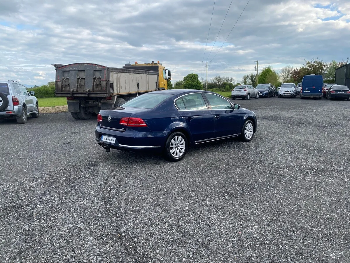 2012 b7 Passat - Image 3
