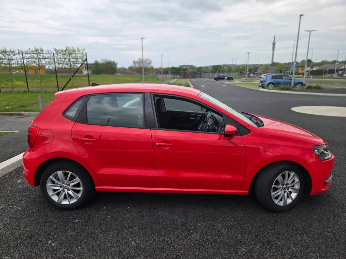 VW Polo 2015 AUTO - Image 5